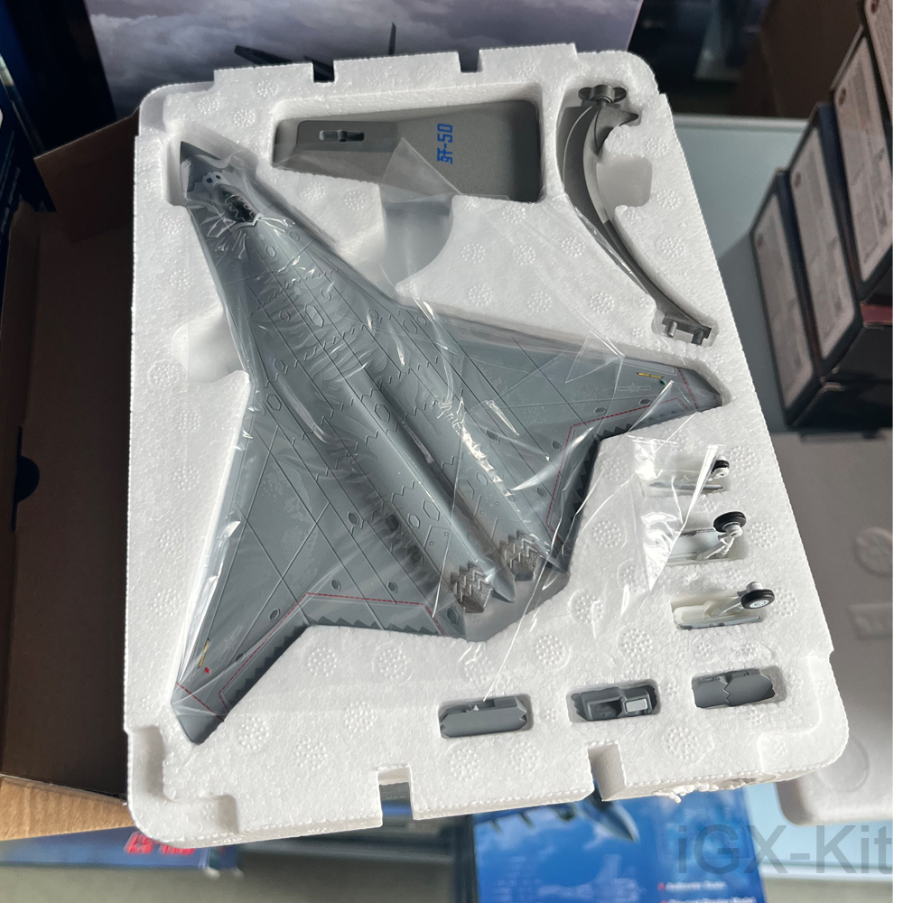 Model Kit Aircraft - 1:144 Scale China J50 Fighter Jet