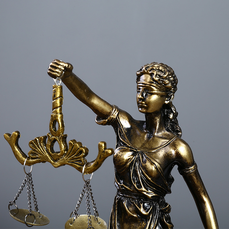Themis Goddess of Justice Stat - Model Kit Judge ulasan dan harga