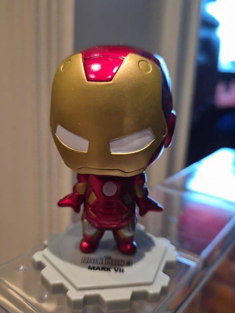 Hot Toys Cosbi Marvel Iron Man - Model Kit Box ulasan dan harga