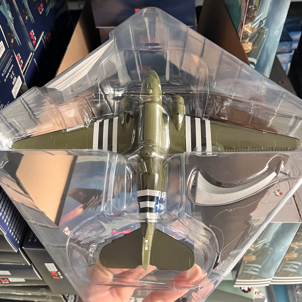 1:100 Scale World War II Dougl - Model Kit Aircraft ulasan dan harga