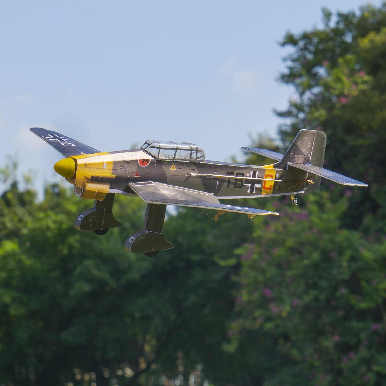 Ju-87 Stuka Bom DIY RC Kit w/G - Model Kit Airplane ulasan dan harga