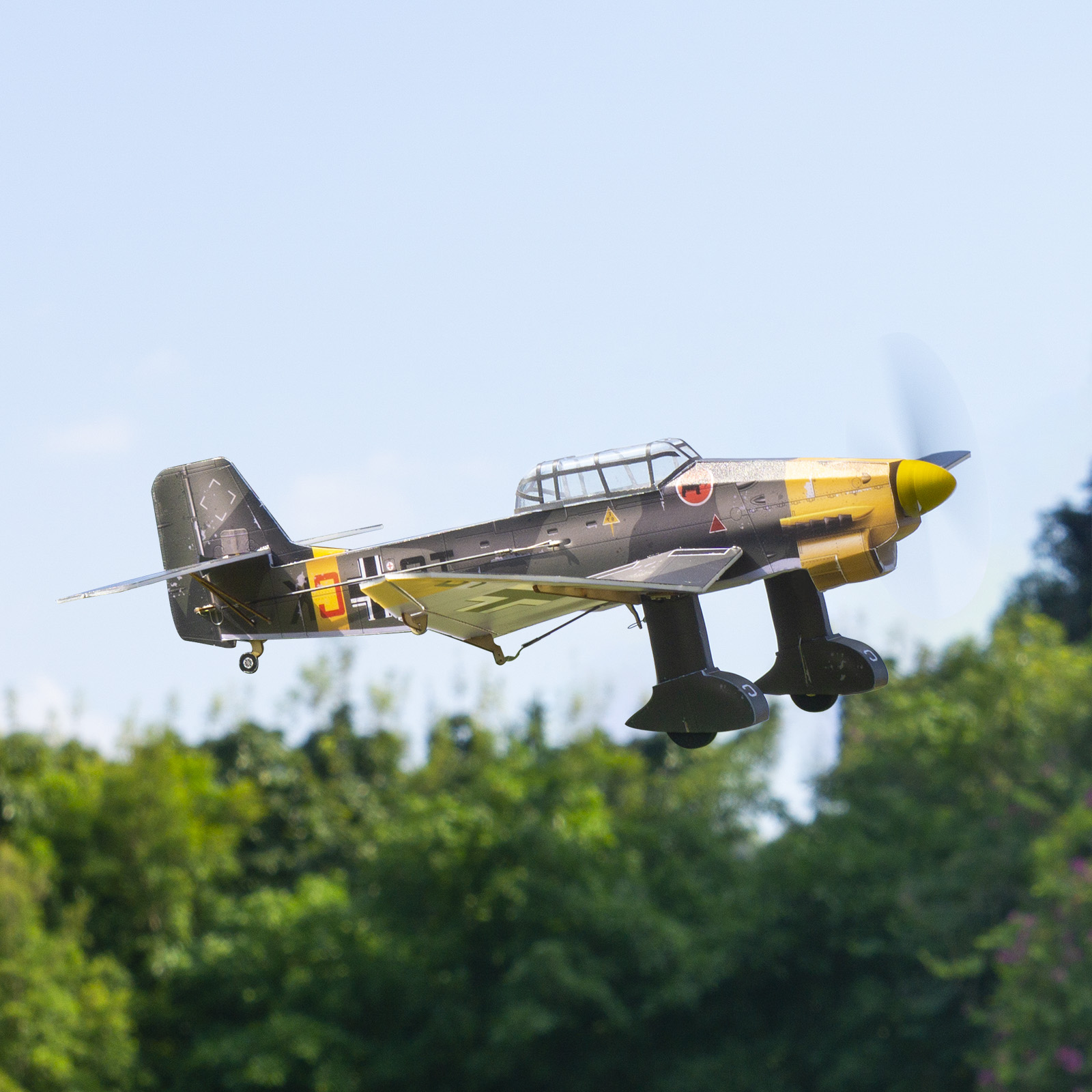 Ju-87 Stuka Bom DIY RC Kit w/G - Model Kit Airplane ulasan dan harga