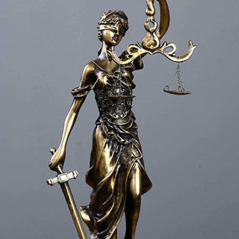 Antique Brass Lady Justice Sta - Model Kit Judge ulasan dan harga
