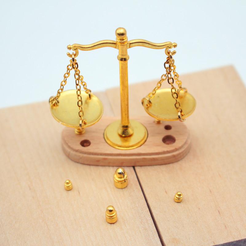 1:12 Dollhouse Vintage Balance - Model Kit Vintage ulasan dan harga